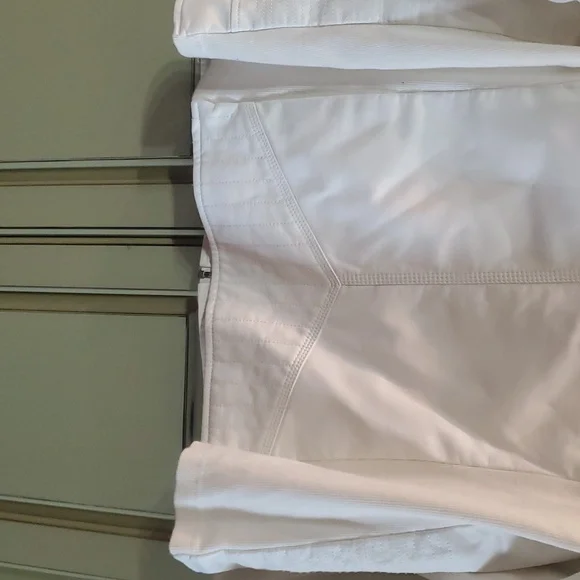 Jacket - Picture 8 of 8